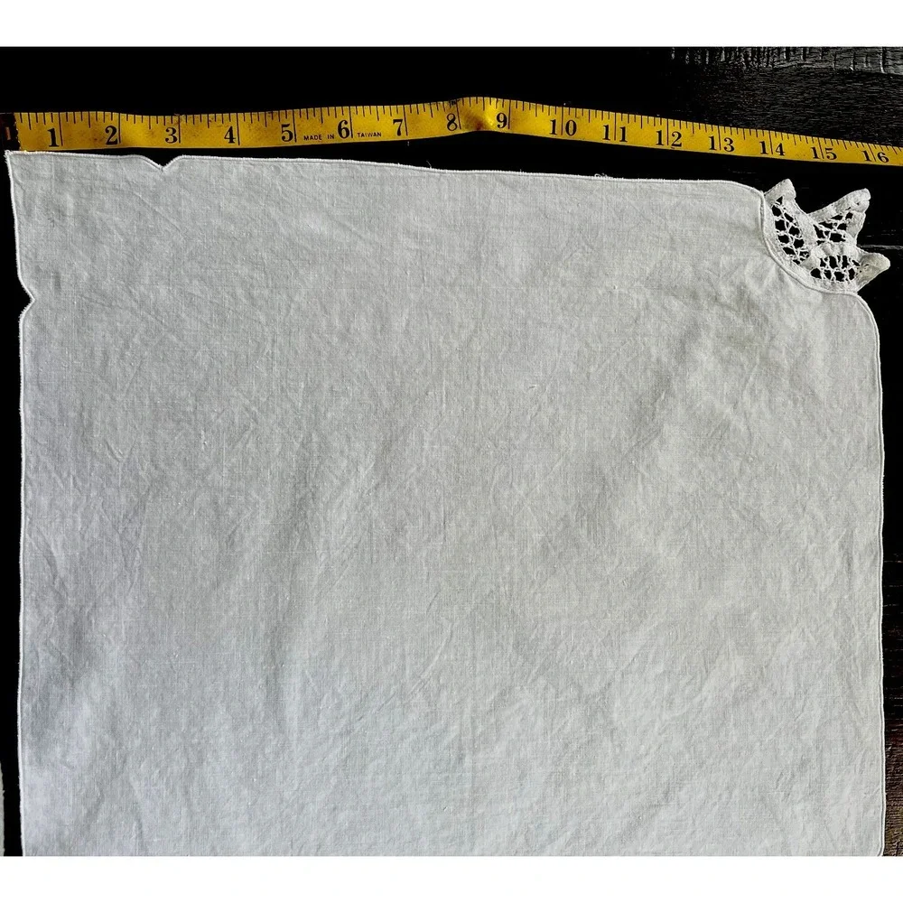 Vintage Set of 8 White Cotton Napkins Battenburg Lace Eyelet Scalloped Wedding